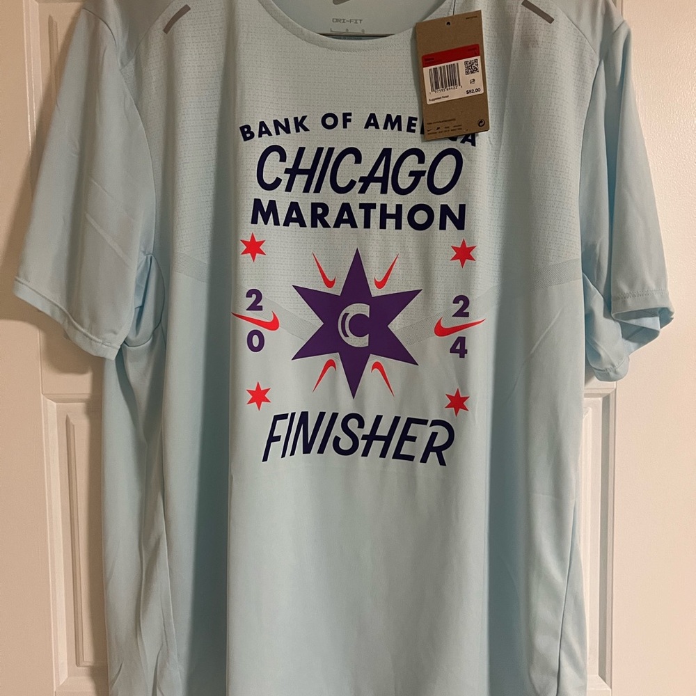 NWT Nike Dri Fit Chicago Marathon Finisher Light Blue Shirt Large Mens